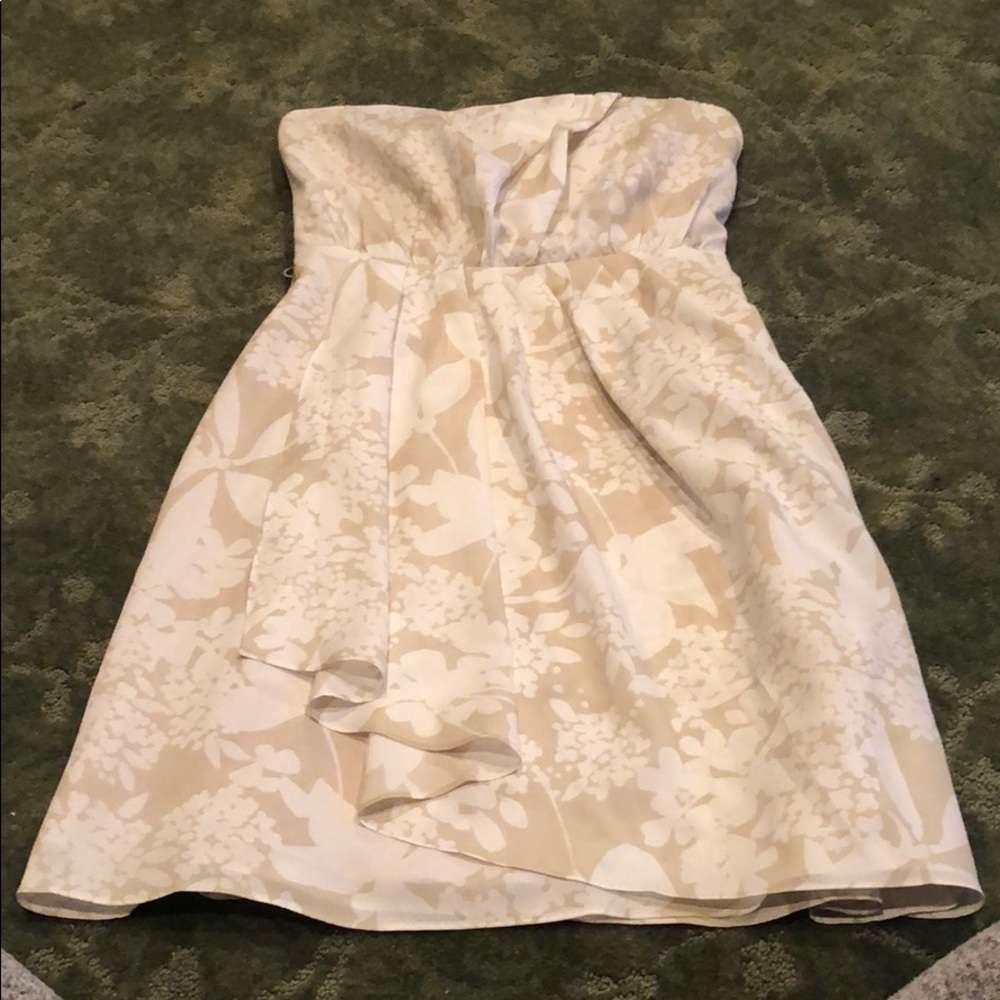 Strapless short dress